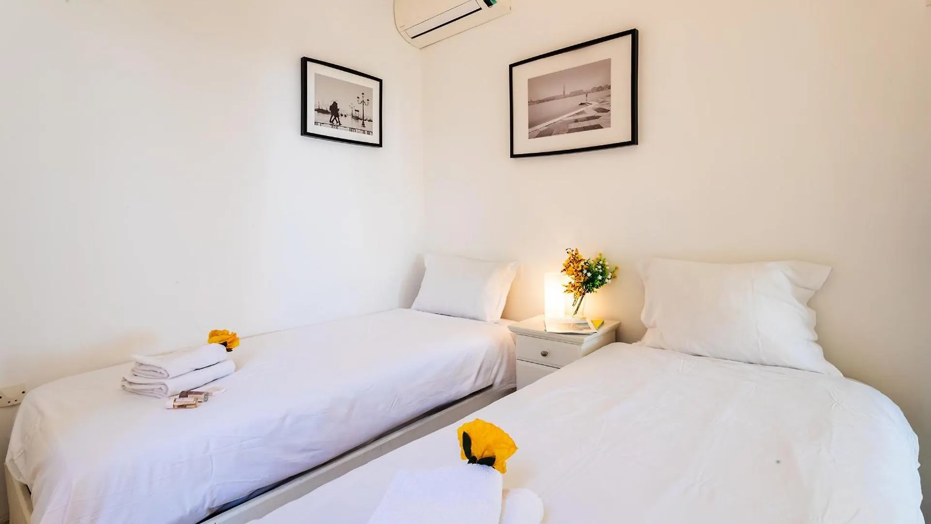 Henrietta Ap4070 - Avenue Soleil D'Or - Βιλφράνς-συρ-Μερ Γαλλία