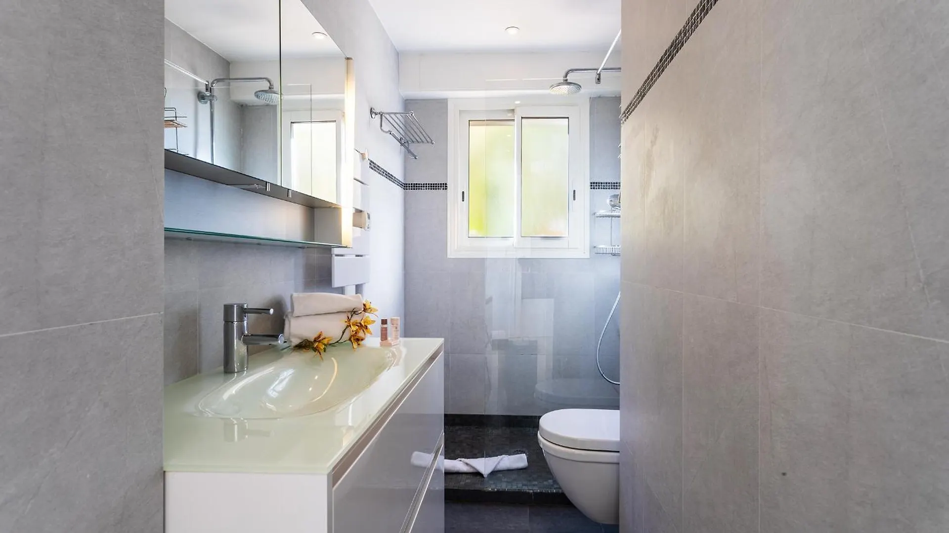Henrietta Ap4070 - Avenue Soleil D'Or - فيليوفرُنش سور مير